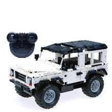 Load image into Gallery viewer, 533Pcs Defender Remote Control Car Building Blocks For RC Car Model SUV City Brick Toys For Children Boys